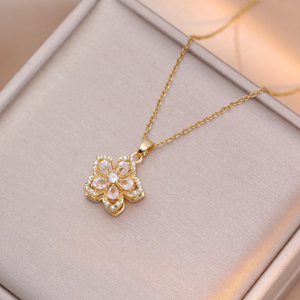 Serenelle Pendant